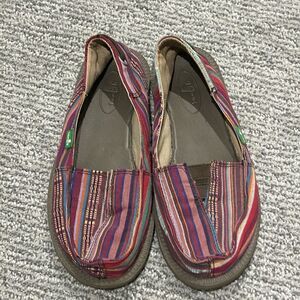 Sanuk shoes 